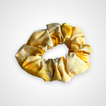 Load image into Gallery viewer, Sun Kissed Scrunchie