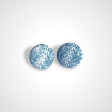 Load image into Gallery viewer, Icy Adventure Earrings