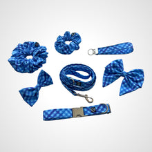 Load image into Gallery viewer, Chilly Check Wristlet