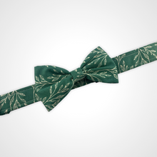 Load image into Gallery viewer, Forest Leaves Bow Tie