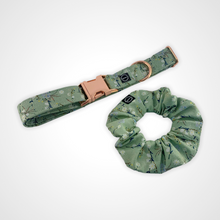 Load image into Gallery viewer, Morning Daisy Scrunchie