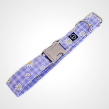Load image into Gallery viewer, Gingham Daisy Collar
