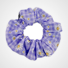 Load image into Gallery viewer, Gingham Daisy Scrunchie
