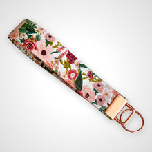 Load image into Gallery viewer, Cottage Garden Wristlet