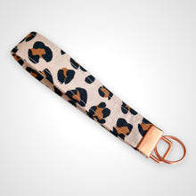 Load image into Gallery viewer, Blush Leopard Wristlet