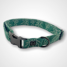 Load image into Gallery viewer, Forest Leaves Collar