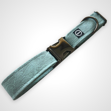 Load image into Gallery viewer, Ocean Waves Collar
