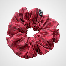 Load image into Gallery viewer, Cranberry Cable Scrunchie
