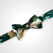 Load image into Gallery viewer, Woodland Disguise Bow Tie
